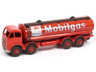 Lot 365 - DINKY TOYS (GB) (1)