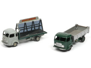Lot 421 - DINKY TOYS (FRANCE) (2)