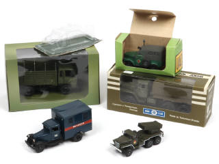 Lot 156 - DIVERS (5)