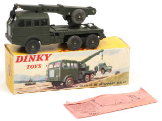 Lot 429 - DINKY TOYS (FRANCE) (1)