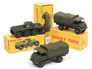 Lot 439 - DINKY TOYS (FRANCE) (3)