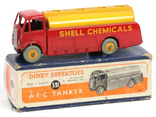 Lot 361 - DINKY TOYS (GB) (1)