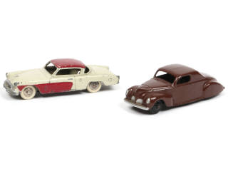 Lot 387 - DINKY TOYS (2)