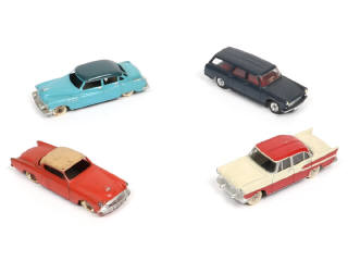 Lot 434 - DINKY TOYS (FRANCE) (4)