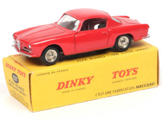 Lot 467 - DINKY TOYS (FRANCE) (1)