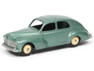 Lot 429 - DINKY TOYS (FRANCE) (1)