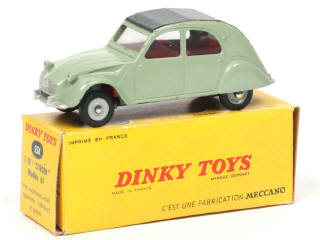 Lot 472 - DINKY TOYS (FRANCE) (1)