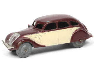 Lot 422 - DINKY TOYS (FRANCE) (1)