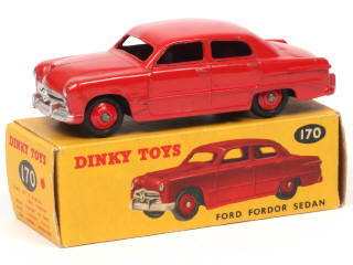 Lot 659 - DINKY TOYS (GB) (1)