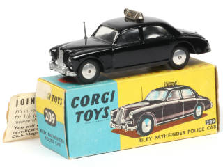 Lot 282 - CORGI TOYS (GB) (1)