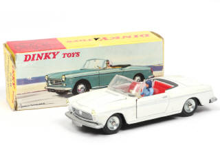 Lot 521 - DINKY TOYS (FRANCE) (1)
