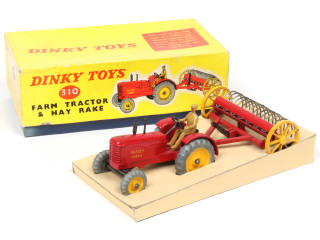 Lot 699 - DINKY TOYS (GB) (1)