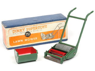 Lot 700 - DINKY TOYS (GB) (1)