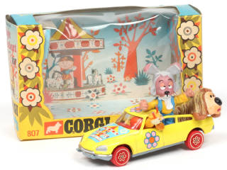 Lot 263 - CORGI TOYS (GB) (1)