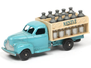 Lot 579 - DINKY TOYS (FRANCE) (1)