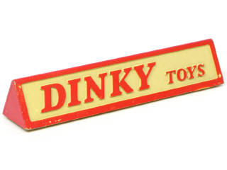Lot 398 - DINKY TOYS (FRANCE) (1)