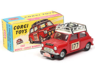 Lot 305 - CORGI TOYS (GB) (1)