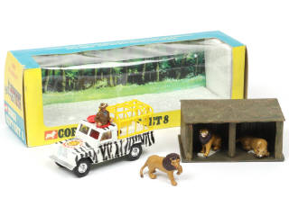 Lot 328 - CORGI TOYS (GB) (1)