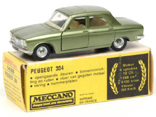 Lot 524 - DINKY TOYS (FRANCE) (1)