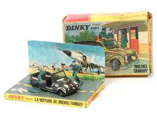 Lot 364 - DINKY TOYS (FRANCE) (1)
