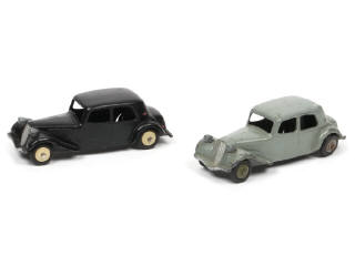 Lot 401 - DINKY TOYS (FRANCE) (2)