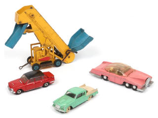 Lot 325 - DINKY TOYS (GB) (4)
