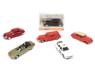 Lot 433 - DINKY TOYS (FRANCE) (6)