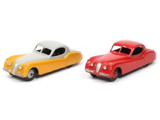 Lot 314 - DINKY TOYS (GB) (2)