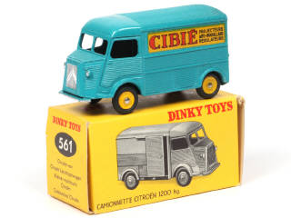 Lot 256 - DINKY TOYS (FRANCE) (1)