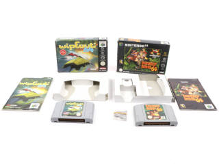 Lot 385 - NINTENDO (JAPON) (2)