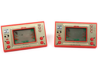 Lot 327 - NINTENDO (JAPON) (2)