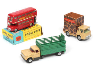 Lot 176 - CORGI TOYS (GB) (3)