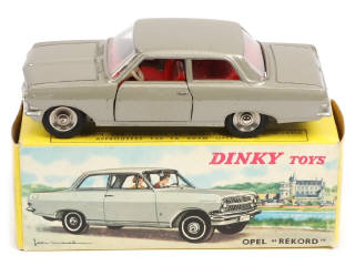 Lot 427 - DINKY TOYS (FRANCE) (1)