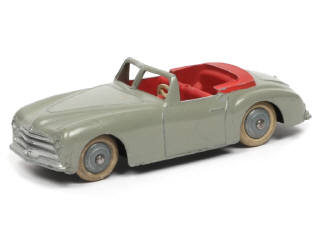 Lot 414 - DINKY TOYS (FRANCE) (1)