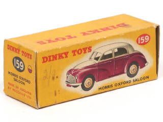 Lot 318 - DINKY TOYS (GB) (1)