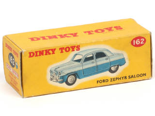 Lot 319 - DINKY TOYS (GB) (1)