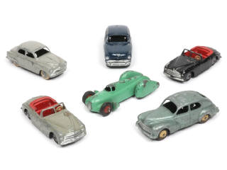Lot 449 - DINKY TOYS (FRANCE) (6)