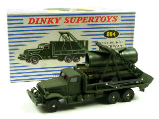 Lot 753 - DINKY TOYS FRANCE (1)