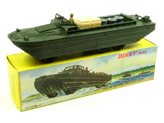Lot 757 - DINKY TOYS FRANCE (1)