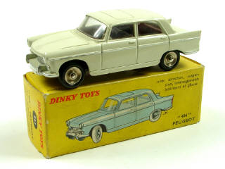 Lot 672 - DINKY TOYS FRANCE (1)