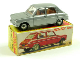 Lot 700 - DINKY TOYS FRANCE (1)