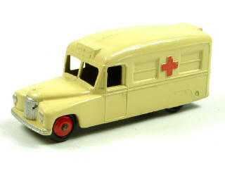 Lot 602 - DINKY TOYS GB (1)