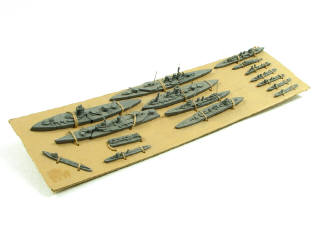 Lot 601 - DINKY TOYS (GB) (1)