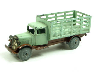 Lot 768 - DINKY TOYS (FRANCE) (1)