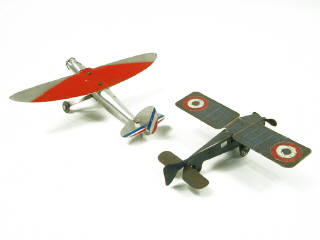 Lot 429 - DIVERS & MECAVION (2)