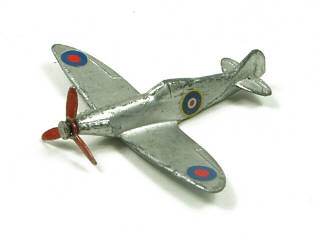 Lot 446 - DINKY TOYS GB (1)