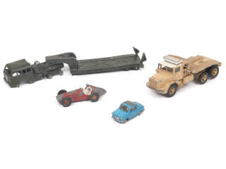 Lot 452 - DINKY TOYS (FRANCE) (4)