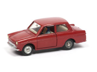 Lot 385 - DINKY TOYS (FRANCE) (1)