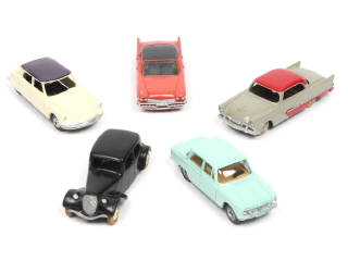 Lot 464 - DINKY TOYS (FRANCE) (5)