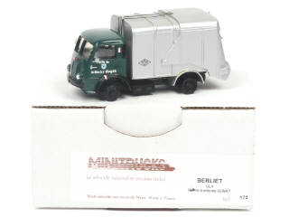 Lot 257 - MINITRUCKS (FRANCE) (1)